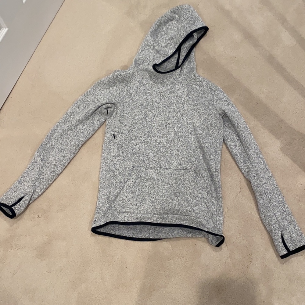 NWOT WOMENS NIKE THERMA-FIT HOODIE